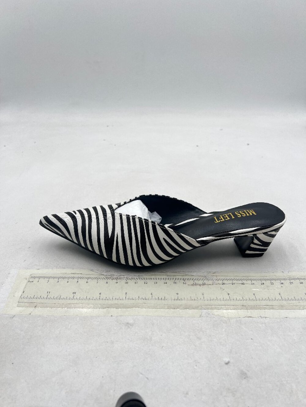 miss left Black/White Low Heel Closed Toe Mules Slip On Block Heeled Clogs Shoes